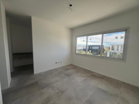 Casa en Venta - Barrio Puertos del Lago, Araucarias
