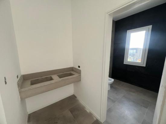 Casa en Venta - Barrio Puertos del Lago, Araucarias
