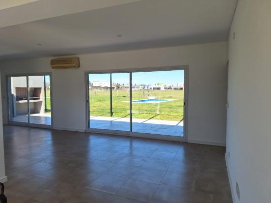 Hermosa Casa en Venta en San Sebastián
