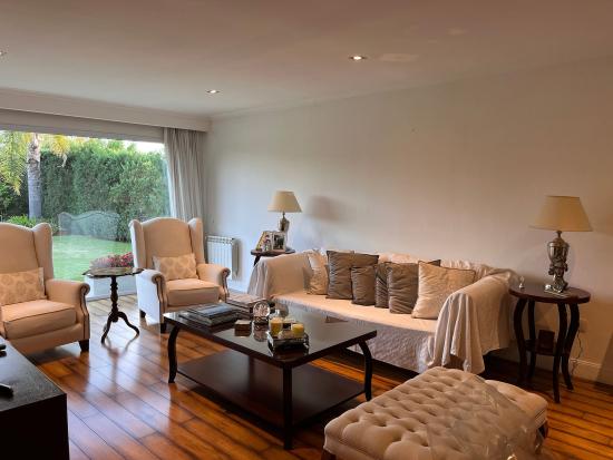 Impecable Casa en Septiembre