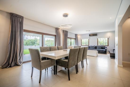 Casa en Venta en La Lomada 