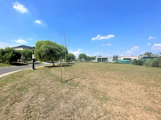 Lote en Venta, dentro del Barrio Cerrado Pilar del Este - San Ramiro