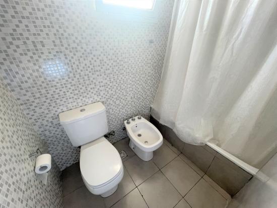 Venta con renta dentro de Pilar del Este - Santa Guadalupe