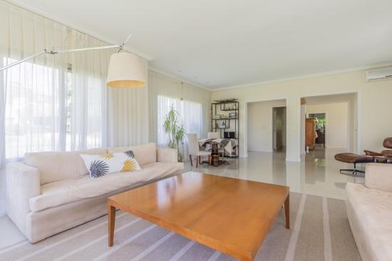 Espectacular Casa en La Lomada