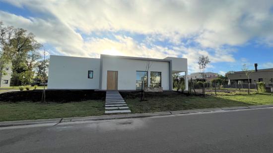 Venta Casa en Santa Elena
