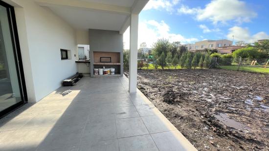 Venta Casa en Santa Elena