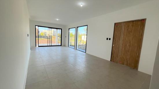 Venta Casa en Santa Elena