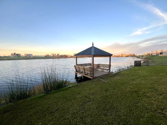  Funcional Casa en Puertos del Lago - Riberas
