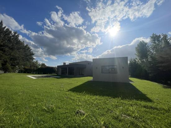 Impecable Casa en San Matías