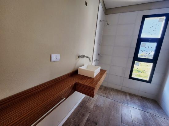 Hermosa casa en venta dentro del barrio San Sebastian - Área 9
