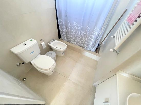 Casa en VENTA dentro del Barrio Cerrado Pilar del Este - Santa Elena