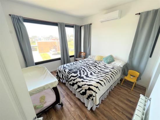 Casa en VENTA dentro del Barrio Cerrado Pilar del Este - Santa Elena