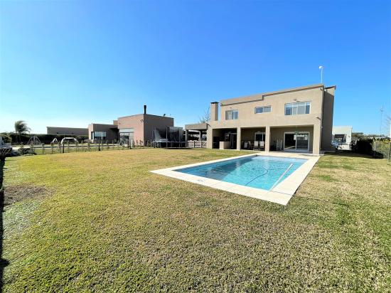 Excelente Casa en San Matías