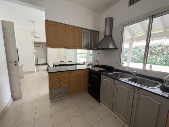 Espectacular Casa a la Venta en el Barrio Cerrado La Pradera - Pilar
