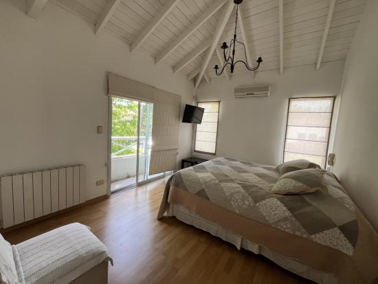 Espectacular Casa a la Venta en el Barrio Cerrado La Pradera - Pilar