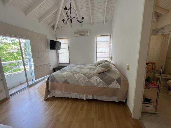 Espectacular Casa a la Venta en el Barrio Cerrado La Pradera - Pilar