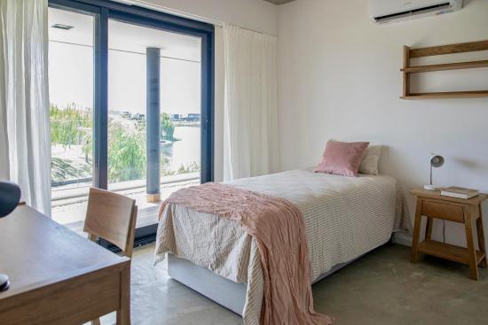 Casa Moderna - Puertos del Lago, Marinas