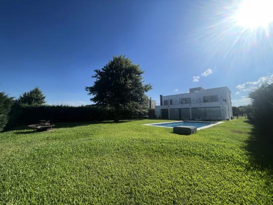 Venta Casa Haras - El Trébol