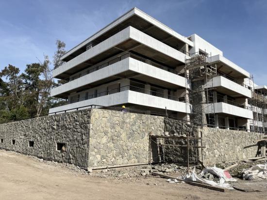 Dos ambientes en el condominio Le Bois - Pilar