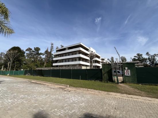 Dos ambientes en el condominio Le Bois - Pilar