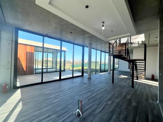 Venta Imponente en Puertos del Lago - Muelles