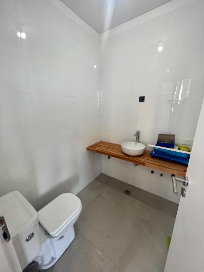 Venta Imponente en Puertos del Lago - Muelles