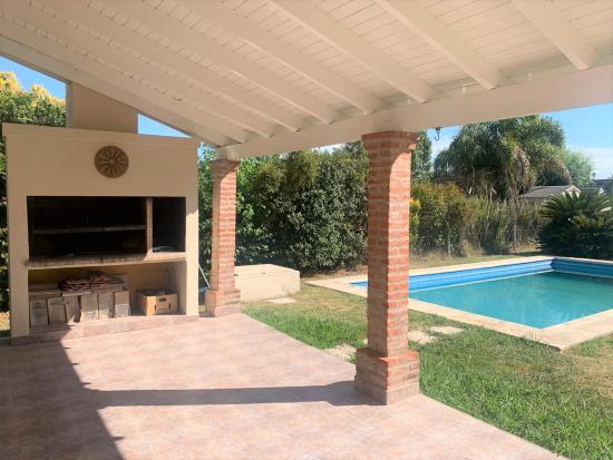 Venta con Renta - Los Pilares