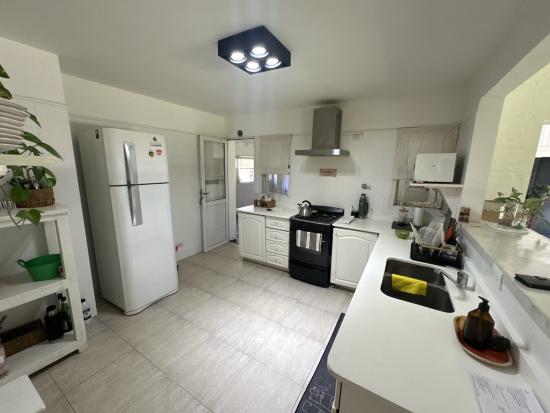 Luminosa Casa Apto Crédito en el Barrio Saint Matthew´s