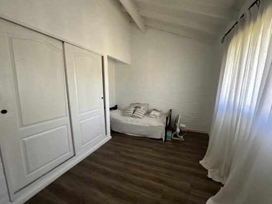 Luminosa Casa Apto Crédito en el Barrio Saint Matthew´s