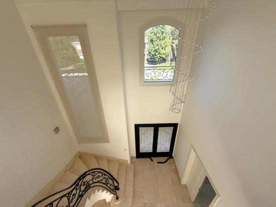 Casa estilo Francés en La Lomada