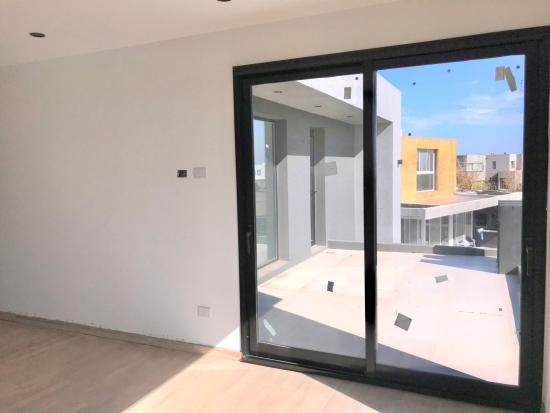 Casa Moderna - Puertos del Lago