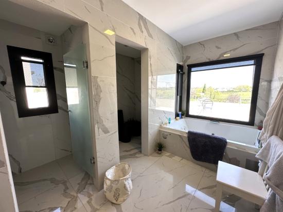 Moderna Casa a la Venta en Pilará 