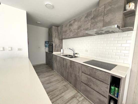 Casa en Venta, dentro del Barrio Cerrado Pilar del Este - Santa Elena.