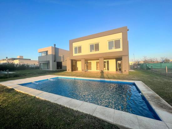 Casa en Venta - Puertos del Lago, Ceibos