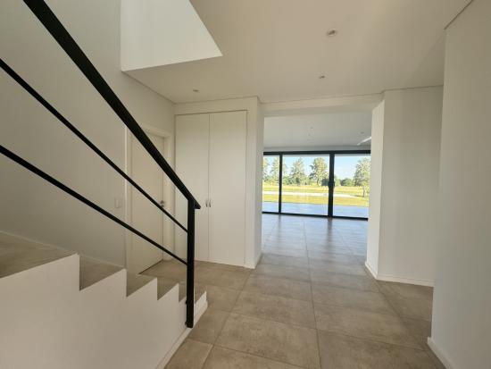 Casa en Pilar Golf A Estrenar