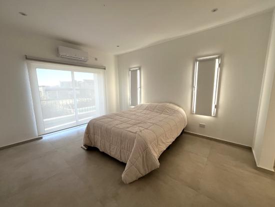 Casa en Venta, dentro del Barrio Cerrado Pilar Del Este - Santa Elena