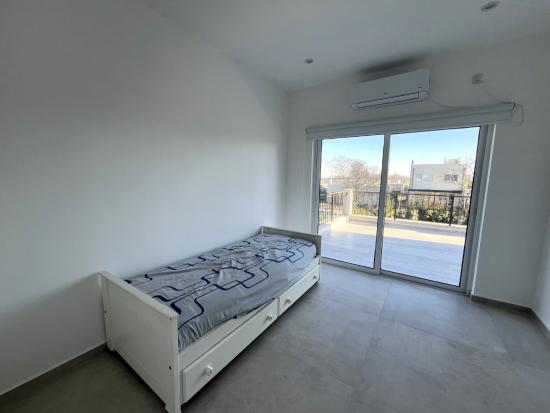 Casa en Venta, dentro del Barrio Cerrado Pilar Del Este - Santa Elena