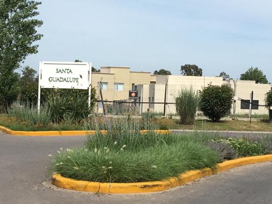 Lote perimetral en Venta dentro de Pilar del Este - Santa Lucía