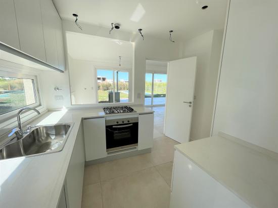 Venta con Renta - Puertos del Lago, Araucarias