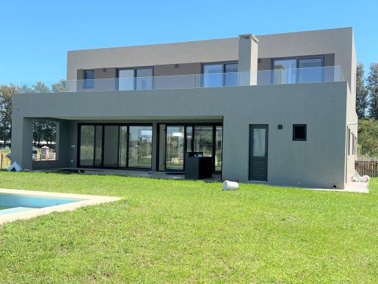 Alucinante Casa en Pilará - La Calesa