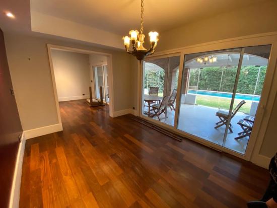 Venta Con Renta Casa La Lomada