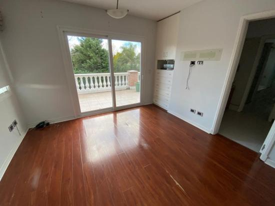 Venta Con Renta Casa La Lomada