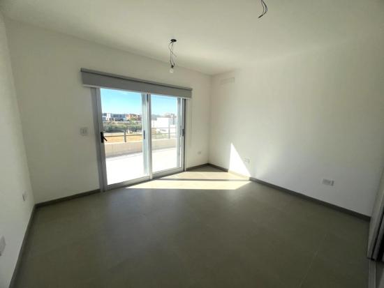 Linda Casa dentro de Puertos del Lago - Riberas