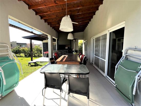 Venta Casa en Pilar del Este - Barrio San Alfonso