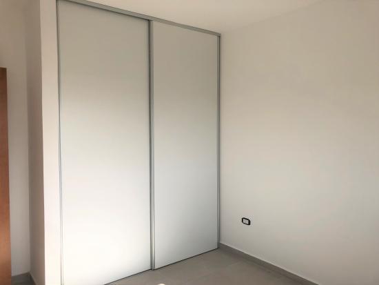 Muy linda casa en Puertos del Lago- Araucarias
