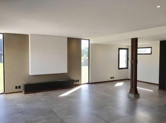 Casa en Venta dentro de Puertos del Lago - Vistas