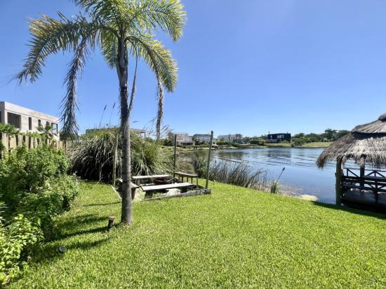 Casa en Venta - Puertos del Lago, Vistas