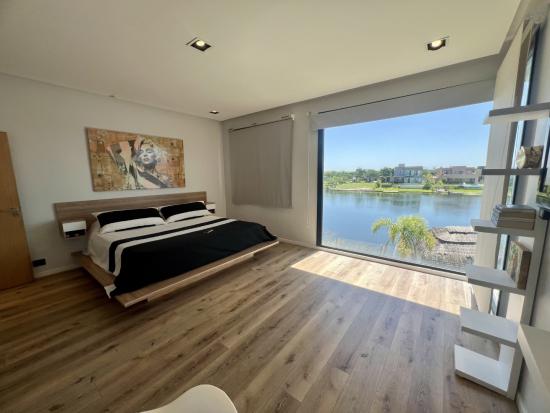 Casa en Venta - Puertos del Lago, Vistas