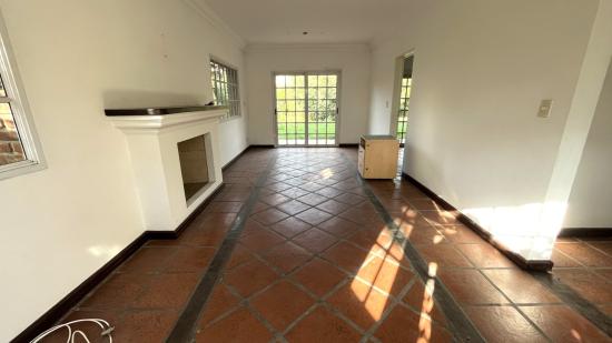 Casa en Venta con Renta - La Delfina