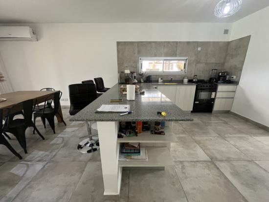 Casa en Venta dentro de Pilar del Este - Santa Guadalupe